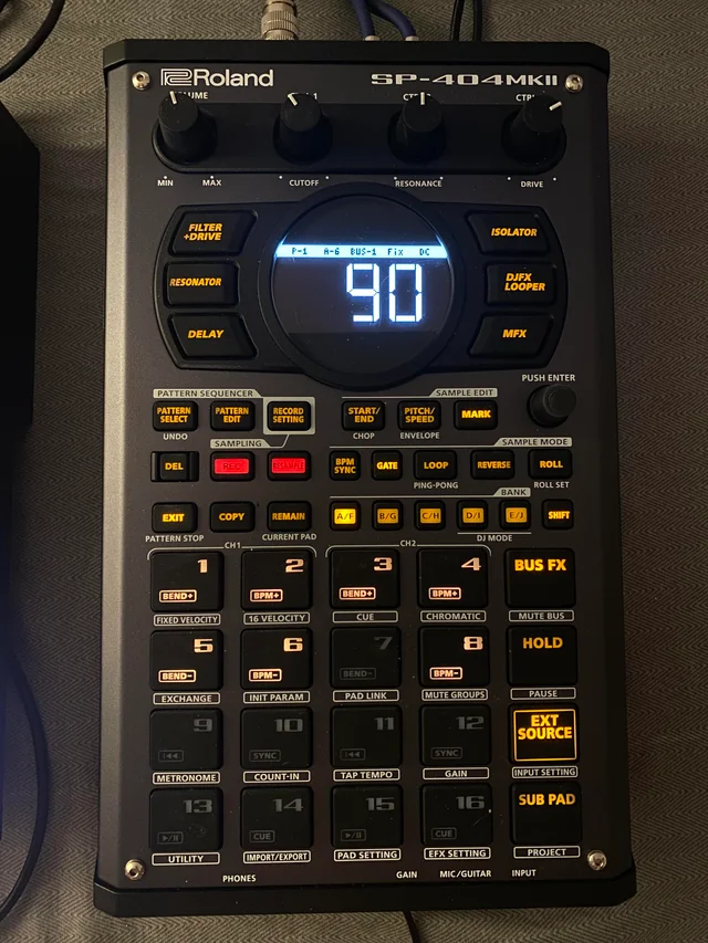 Roland SP404-MK2